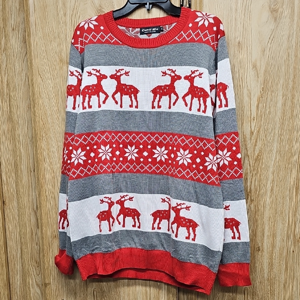 Camii Mia Red and Gray And White Reindeer Sweater